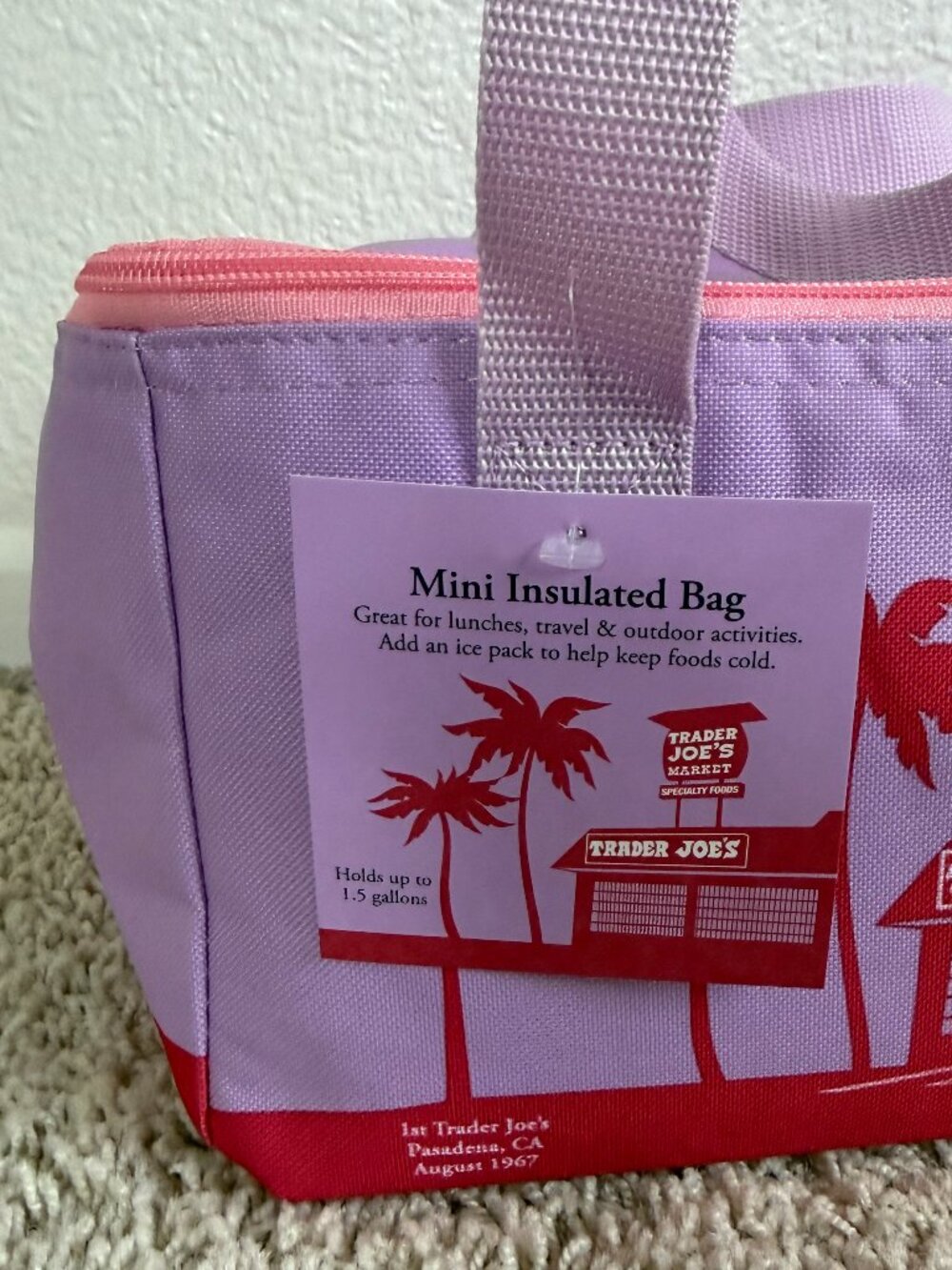 Trader Joe's Insulated Mini Cooler Lunch Bag Purple Pink NWT - Picture 3 of 5